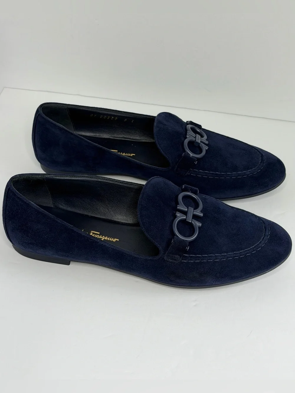 SALVATORE FERRAGAMO Navy Blue Trifoglio Loafer - size 9 C - Picture 3 of 13
